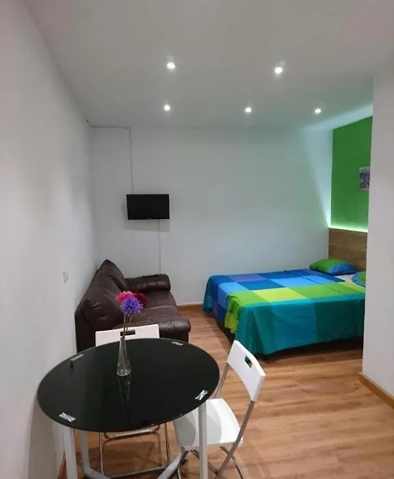 Apartamentos Econostay Chueca-1